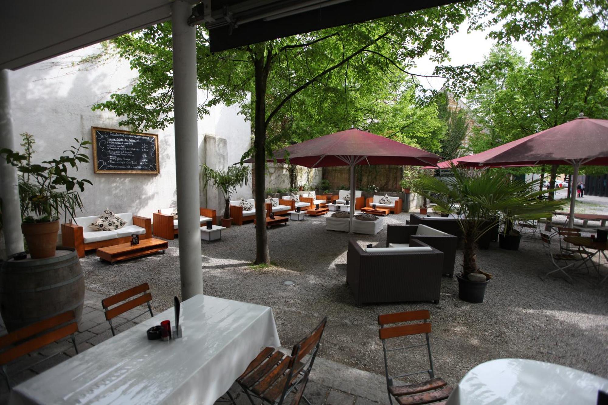 Hotel Mariotto Am Burghof Леррах Екстер'єр фото